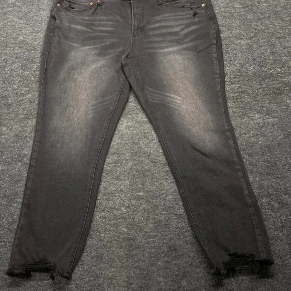 TS Vintage Inspired Crop Jeans- Black- Size 16W - Picture 4 of 10